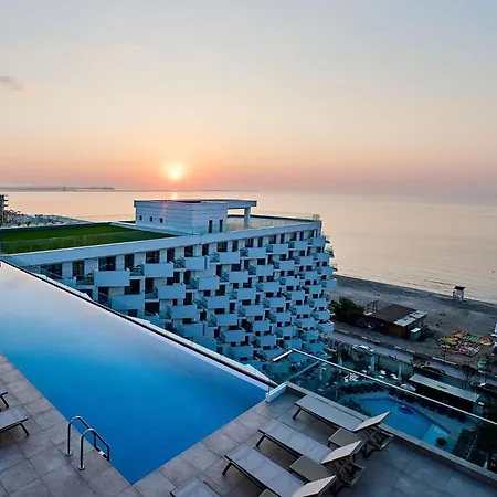 Kleo In Infinity Beach - Parking Apartman *