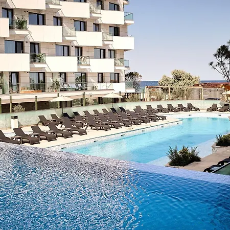 Kleo In Infinity Beach - Parking Mamaia